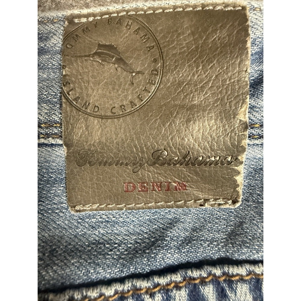 Tommy Bahama Cayman Island Relaxed Fit Men's Jeans Size 38x32 - Picture 13 of 14